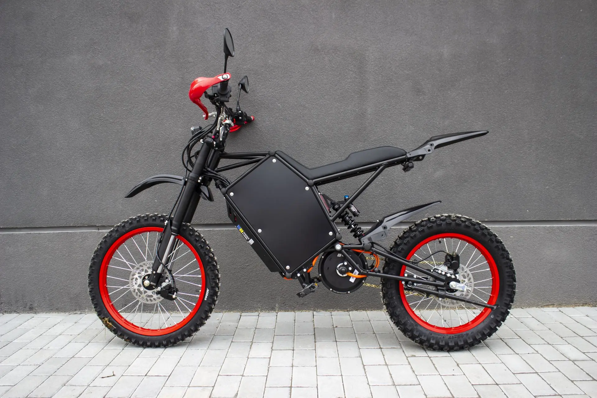 Міський електробайк ELEEK Positive Street — вигляд збоку