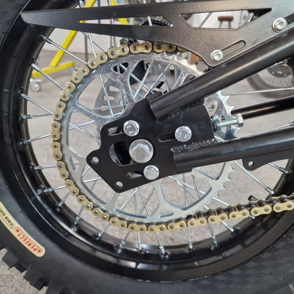 узол кріплення фаркопа ELEEK F01 до маятника електробайка Positive - фото 7